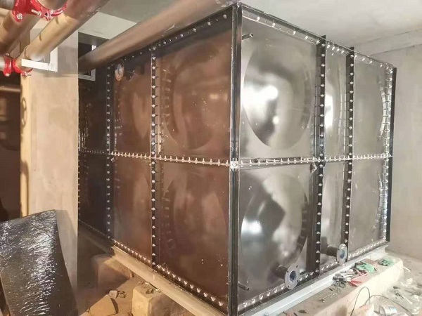 無焊接鍍鋅鋼板水箱